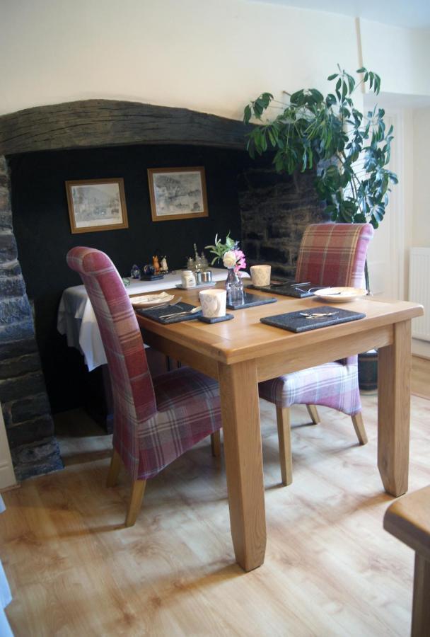 The Old Smithy Bed & Breakfast Clovelly Exterior photo